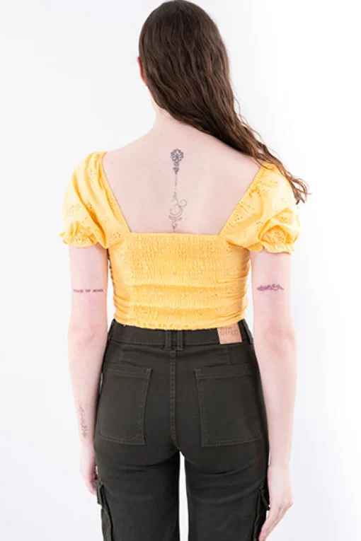 Blusa manga abullonada eyelet