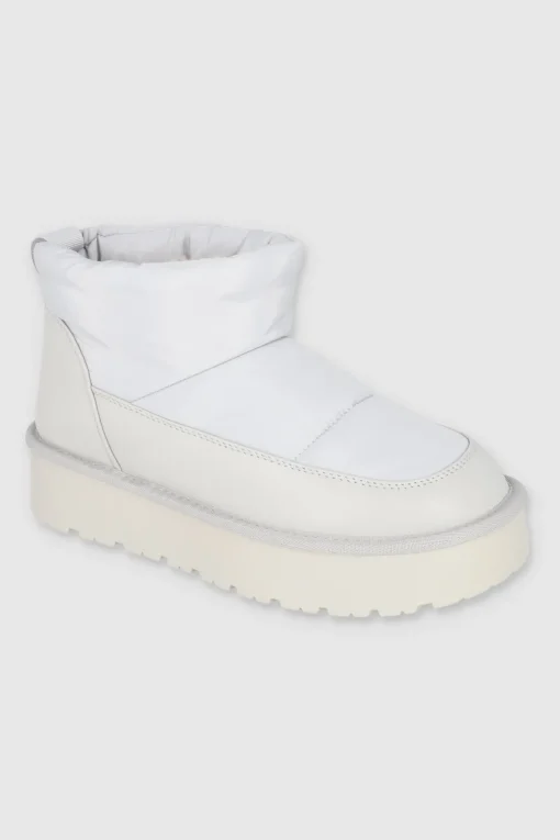 Bota invierno contraste cierre