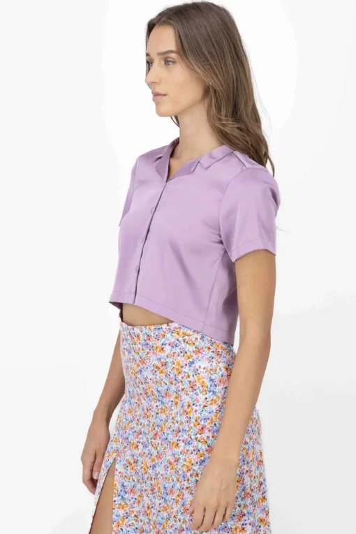 Camisa crop satinada