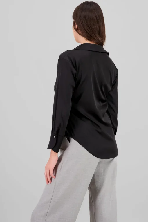 Camisa oversize cuello satin