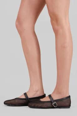 Flat mary jane mesh