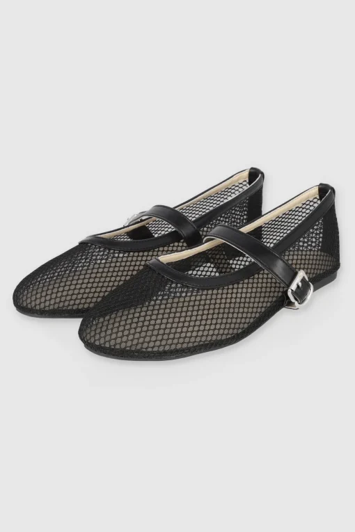 Flat mary jane mesh