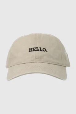 Gorra con frase