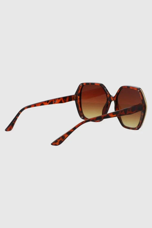 Lente cuadrado geometrico con borde metalico
