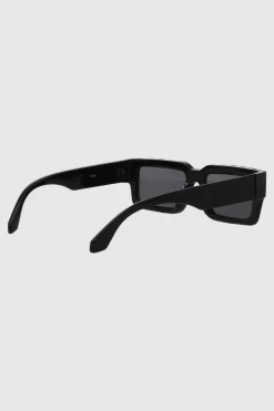 Lente wayfarer ancho traslucido