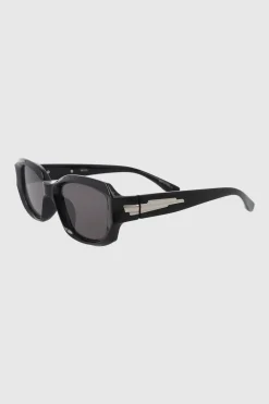 Lentes rectangulo redondeado detalle metal