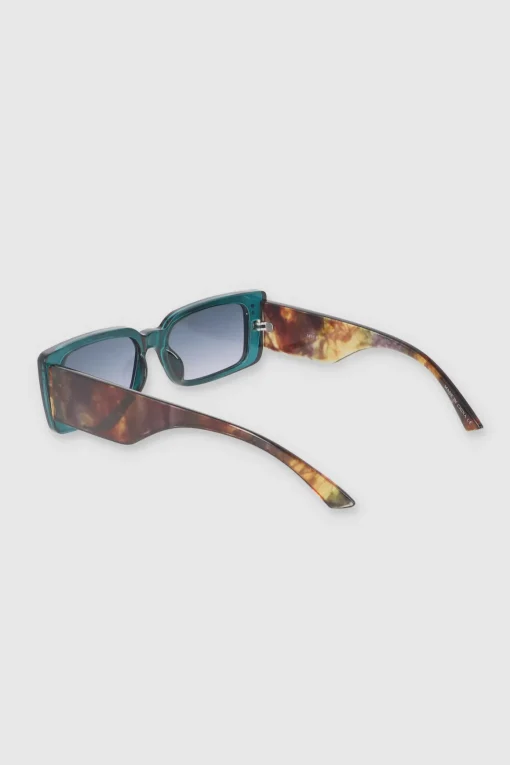 Lentes sol rectángulo pata ancha