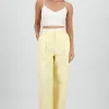 Pantalon recto detalle contraste pretina