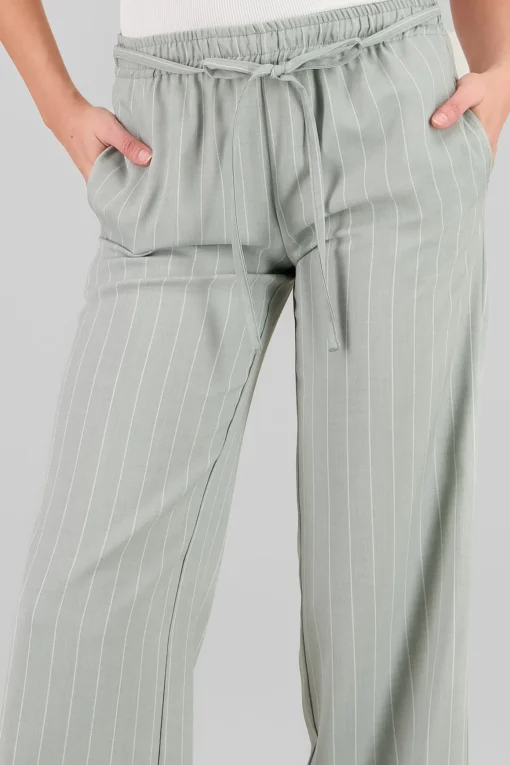 Pantalon recto rayas detalle resorte