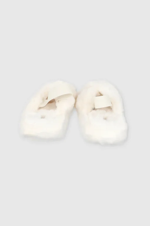 Pantufla cozy cruzada slingback