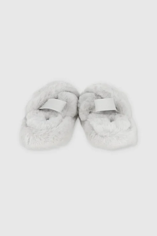 Pantufla cozy cruzada slingback