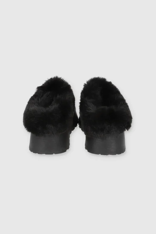 Pantufla Peluda Mula