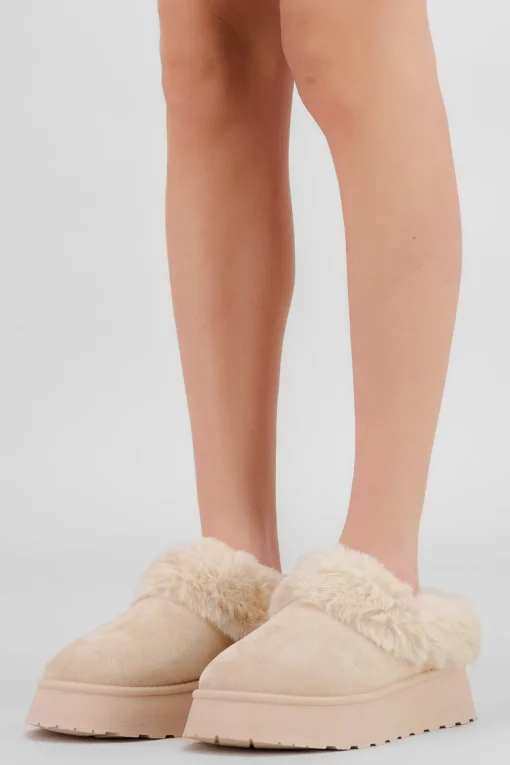 Pantufla Peluda Mula