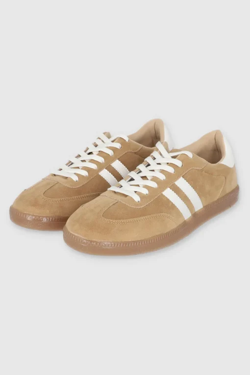 Tenis casual suede dos lineas