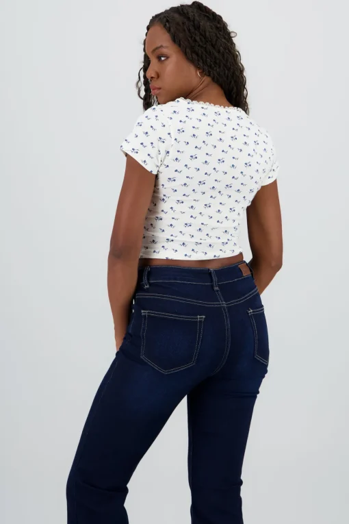 Top de manga corta con estampado de flores