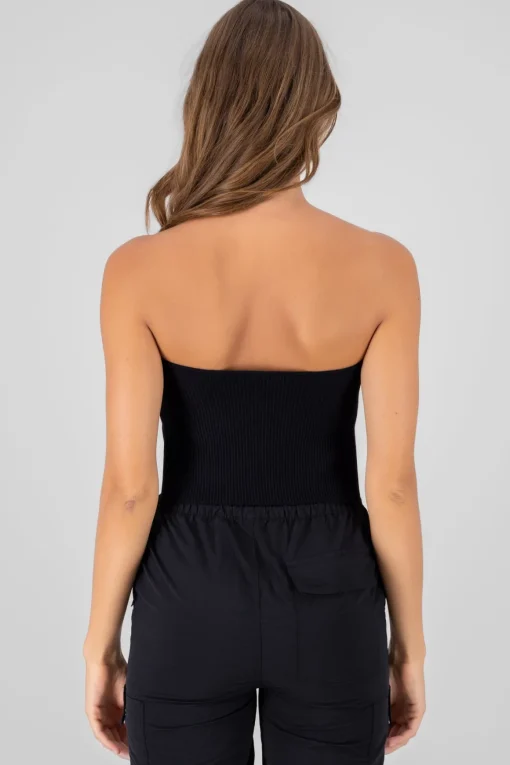 Top rib grueso strapless