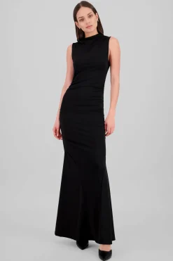 Vestido maxi cuello alto sin mangas
