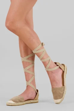 Alpargata plataforma lace up bordada