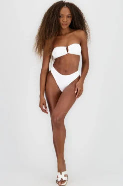 Bikini strapless detalle escote textura