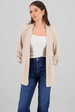 Blazer manga 3/4 con boton liso