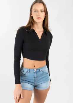 Blusa Corta Cuello Polo