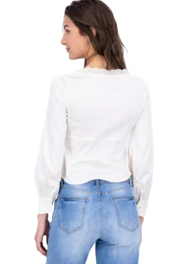 Blusa de manga larga con detalles de encaje