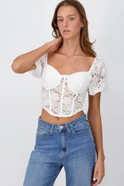 Blusa encaje tipo corset