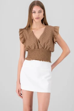 Blusa eyelet escote v