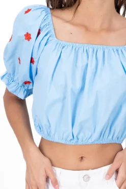 Blusa manga abullonada detalle bordado