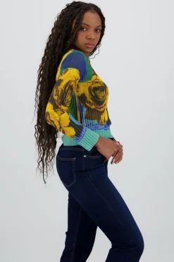 Blusa mesh estampado flores digital