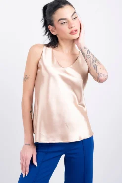 Blusa satín escote v