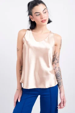 Blusa satín escote v