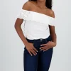 Blusa strapless con olan bordado y rib