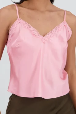 Blusa tirantes santin con detalle en encaje