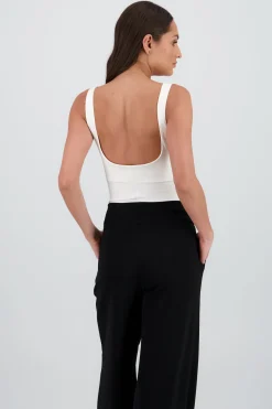 Body liso escote cuadrado Hypsters