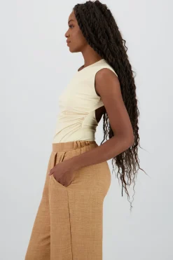 Body manga corta escote espalda