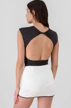 Bodysuit abertura espalda