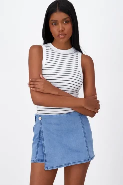 Bodysuit Sin Manga De Rayas