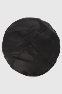 Boina efecto piel hebilla