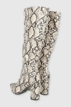 Bota estructurada larga puntual