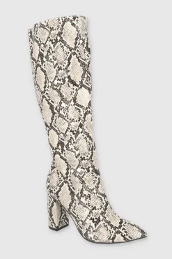 Bota estructurada larga puntual