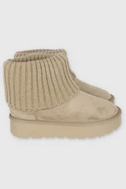 Bota invierno calceta tejida
