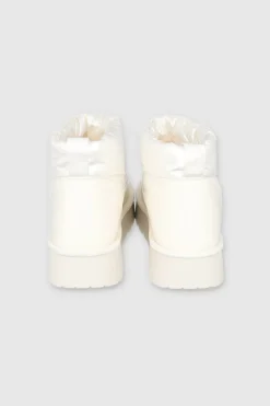 Bota invierno contraste cierre