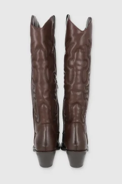 Bota vaquera estructurada bordados