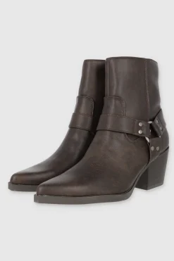 Bota vaquera tiras hebilla aro