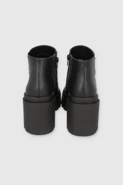 Botin basico tacon cuadrado