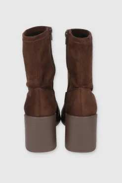 Botín elástico corte efecto gamuza