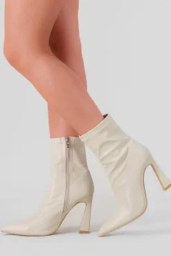 Botín puntal stretch sintético