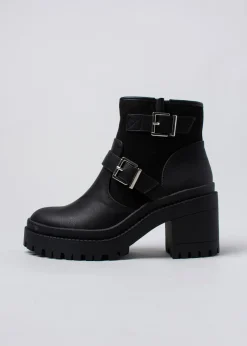 Botín suela track 2 hebillas