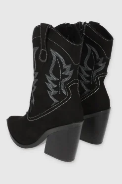 Botín vaquero bordado constraste durazno GAMUCINA